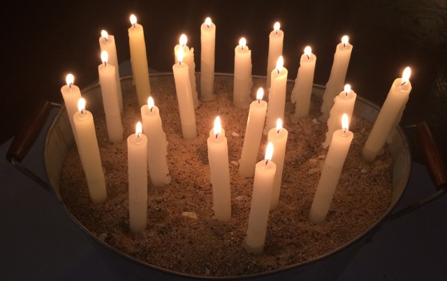 candles in bucket